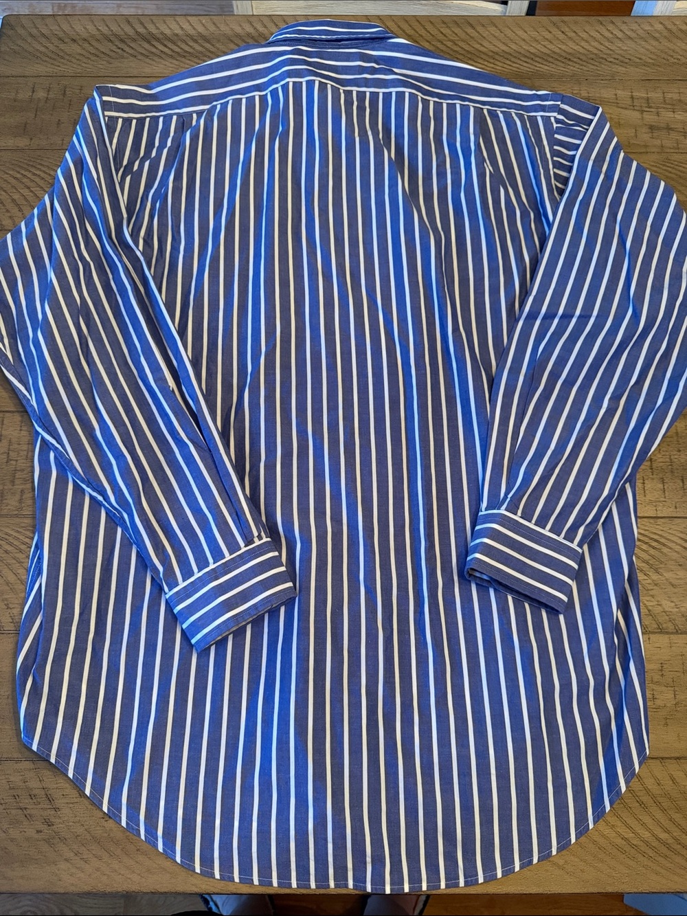 Men's Medium Ralph Lauren Button Down - Picture 4 of 6